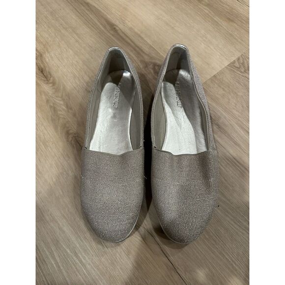Catherine's Women's‎ Slip On Sneaker Size 12W - Picture 1 of 6